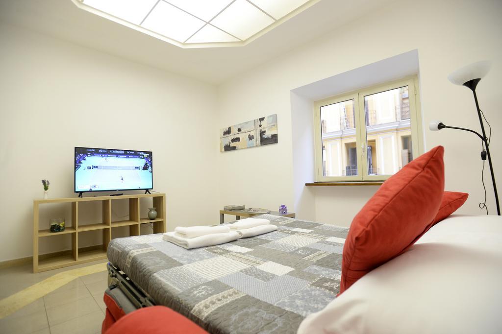 Casa Andrew Apartment Rome Bagian luar foto
